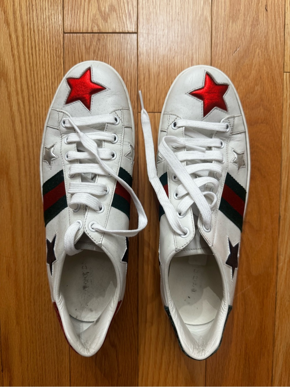 White Gucci Star Accent Sneakers with Red and Green Stripes